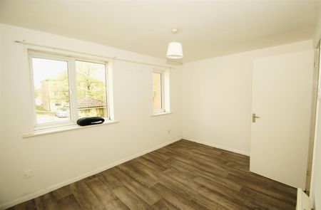 Linnet Way, Purfleet, RM19 - Photo 2