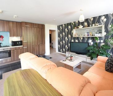 Sierra Road, High Wycombe, Buckinghamshire,HP11 - Photo 3