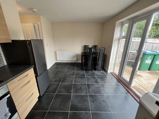 Cherry Tree Drive, Coventry, Cv4 8ly, White Willow Park - Photo 1