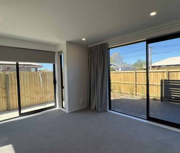 Somerfield - Photo 5