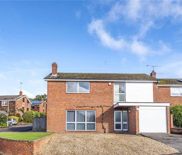 4 bedroom detached house to rent - Photo 2