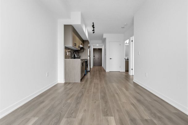For Lease - 4878 Powers Common Unit# C 1301, Burlington, Ontario - Photo 1