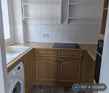 1 bedroom semi-detached house to rent - Photo 1