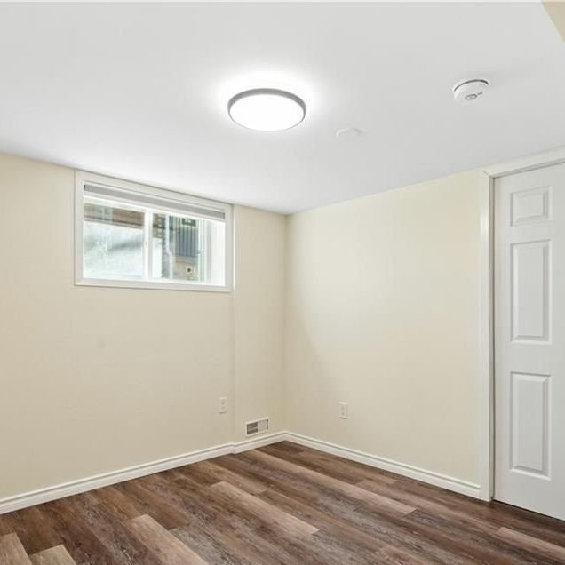 For Lease - 154 Montgomery Road Unit# Unit C, Kitchener, Ontario - Photo 1