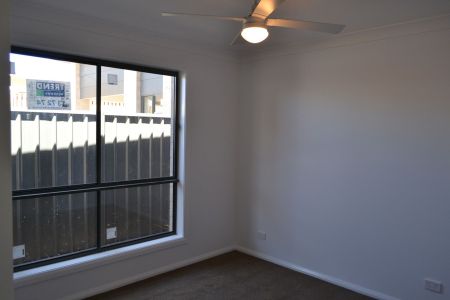 Low Maintenance Villa - Photo 2