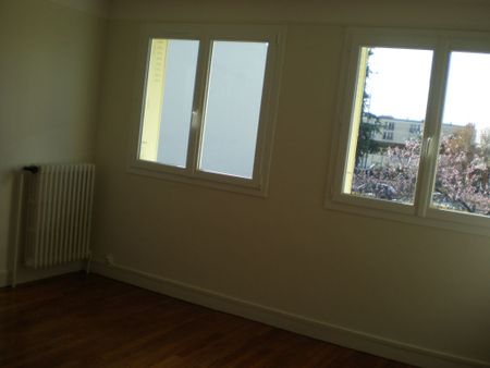 Location maison 3 pièces, 69.76m², Bry-sur-Marne - Photo 2