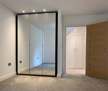 2 bedroom apartment to rent - Photo 2