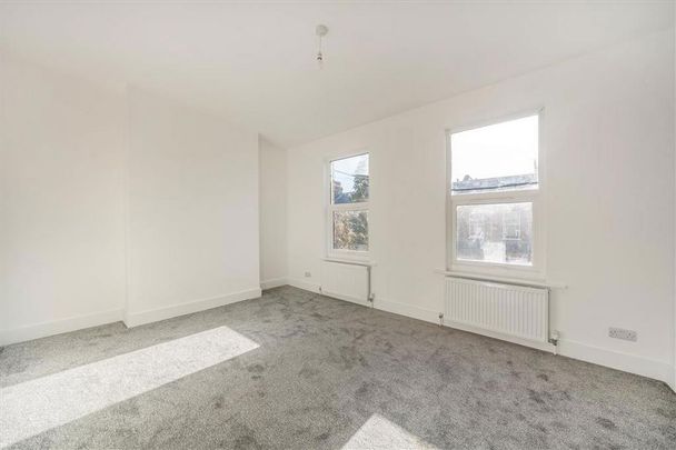 4 bedroom house to rent - Photo 1