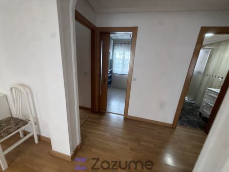 Piso de alquiler en Calle Colonia Sta. Isabel, Haygon - Universidad - Photo 3