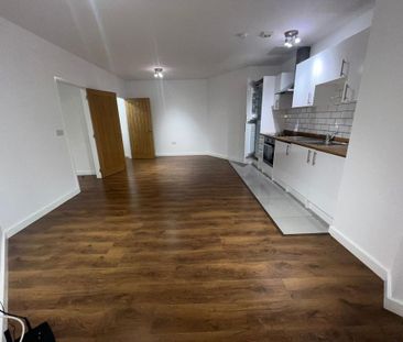 1 bedroom apartment to rent - Photo 2