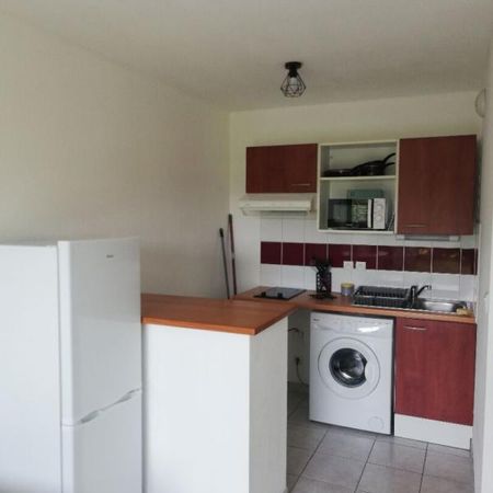 Location Appartement 2 pièces Meublé 35m² AIRE SUR L ADOUR 40800 - Photo 3