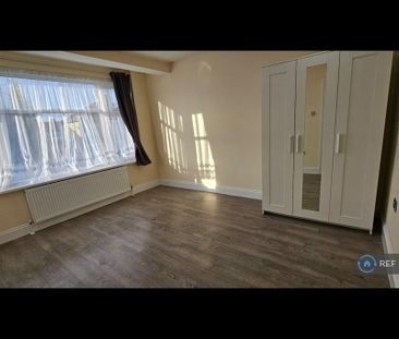 5 bedroom terraced house to rent - Photo 2