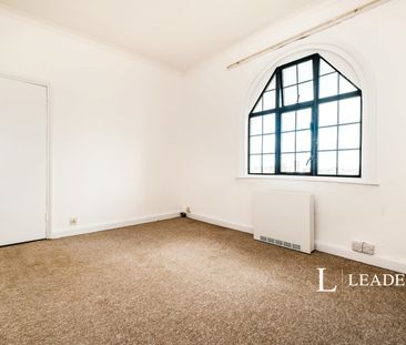 1 bedroom apartment to rent Dolphin Lodge, Grand Avenue, Worthing, ... - Photo 2