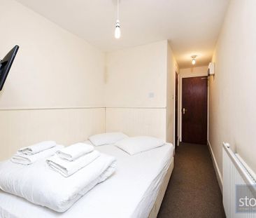 Property to rent - Photo 4