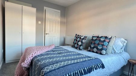 1 bedroom flat to rent - Photo 4