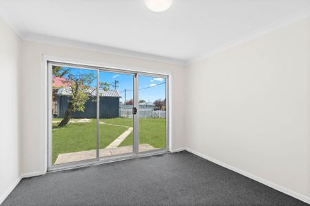 Dual Living Under One Roof - Photo 3