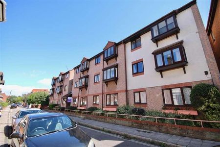 Florence Road, Southsea, PO5 - Photo 2