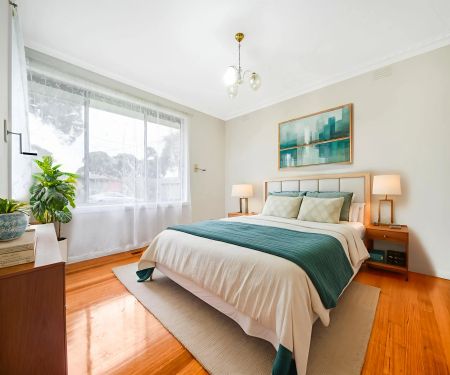 Beautiful Family Home - Photo 5