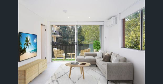 Modern apartment conveniently located - Photo 1