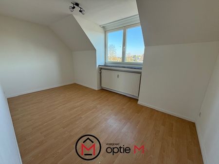 Gerenoveerd appartement met terras en 2 slpks - Photo 3