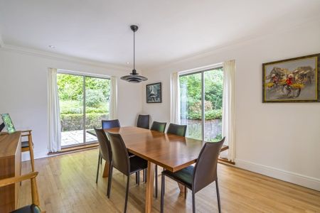 5 bedroom detached house to rent - Photo 4