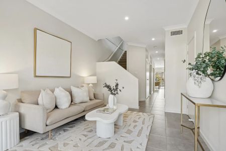 Luxuriously Designed Four Bedroom Duplex in Ultra-Convenient Setting - Photo 3