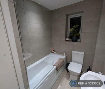 3 bedroom terraced house to rent - Photo 6