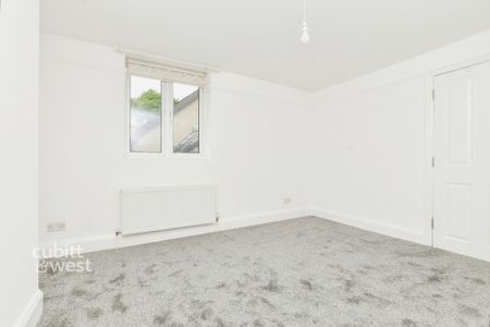 2 bedroom maisonette to rent - Photo 5