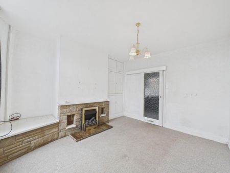 2 bedroom end of terrace house to rent - Photo 2