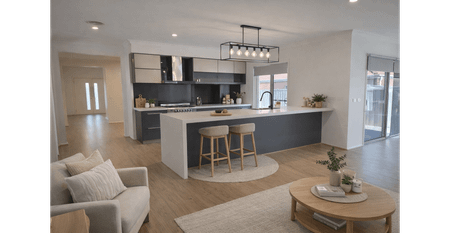 Walk to CS Square. Premium Family Living. - Photo 5