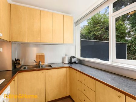 4/2 Lauramont Avenue, Sandy Bay, TAS 7005 - Photo 5