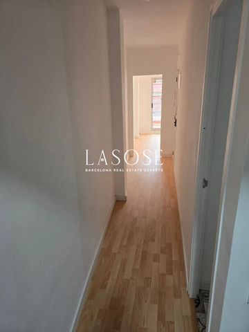 52m² Penthouse to rent in Camp d en Grassot i Gràcia Nova, Barcelona - Photo 5