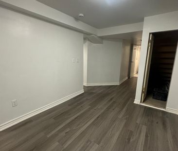 For Lease - 102 Rakewood Crescent, Toronto, Ontario - Photo 1