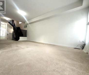 69 FIMCO CRESCENT - Photo 2