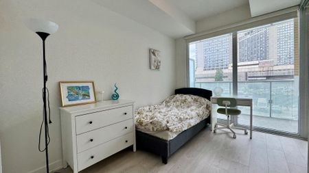 For Lease - 15 Queens Quay Unit# 216, Toronto, Ontario - Photo 2