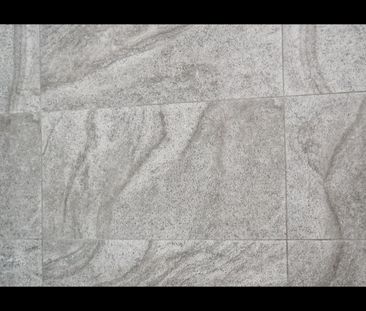 2 Bed Penthouse, Tooting High Street, SW17 - Photo 5