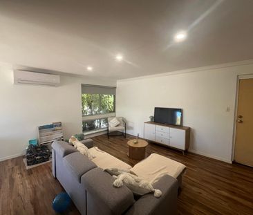 26 Pennine Way, Hamersley – Walk to Everything! - Photo 1