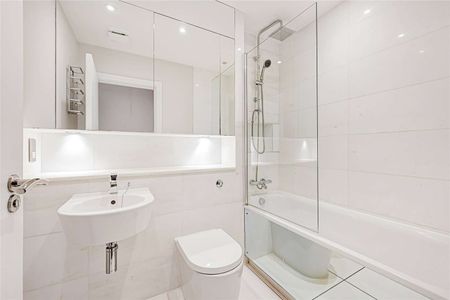 Modern 3 bedroom, 3 bathroom apartment (with HMO licence), in a prestigious development with 24/7 concierge and resident's gym. - Photo 4
