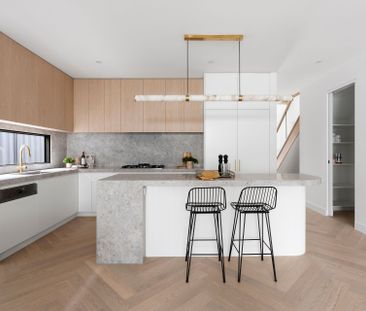 Stylish Brand-New Townhouse Set To Impress&mldr; - Photo 5