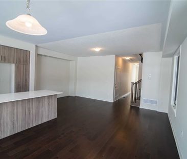 For Lease - 19 Greer Street, Barrie, Ontario - Photo 2