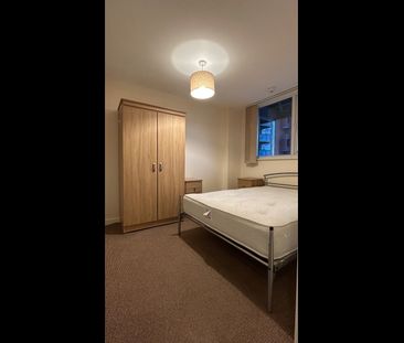 3 Bed Flat, Higher Cambridge Street, M15 - Photo 4