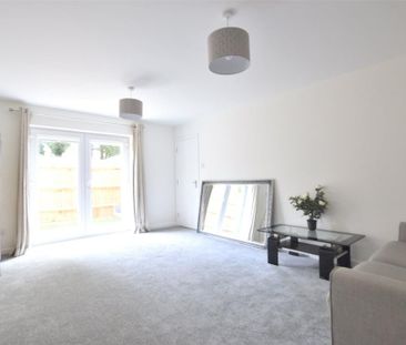 1 bedroom studio to rent - Photo 2