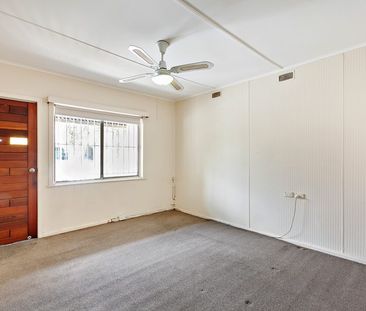 The Location! - Photo 5