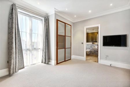 2 bedroom flat in 31 Melliss Avenue - Photo 5