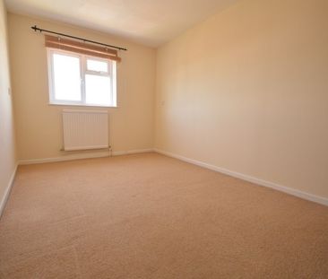 Teesdale Road, Slough, Berkshire,SL2 - Photo 3