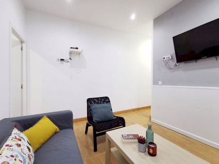 Nice room in Madrid - Photo 2