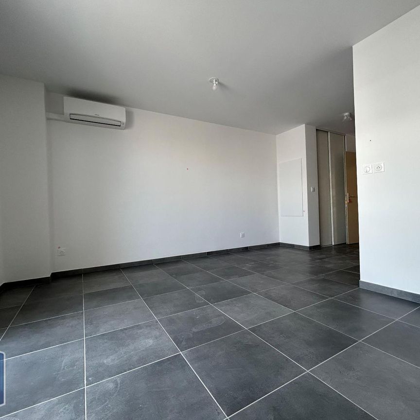 Location Appartement 1 pièce 28m² MONTEUX 84170 - Photo 1
