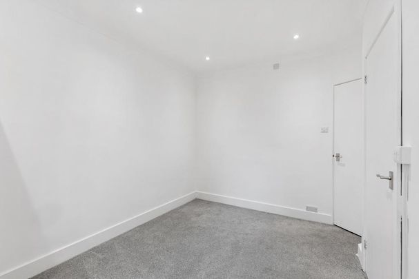 1 bedroom ground floor flat to rent - Photo 1