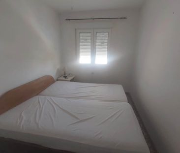 2 bedroom 1 line apartment for rent in Denia - Photo 3