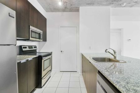For Lease - 400 Wellington Street Unit# 904, Toronto, Ontario - Photo 2